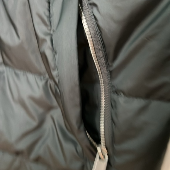 Puffer coat. Zara. Size M. True to size.Down. Hooded - Picture 7 of 11